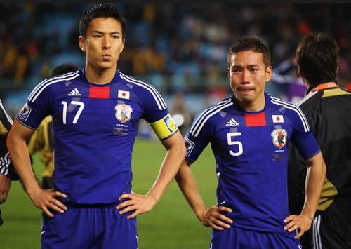  法国国脚租借回归老东家救主  