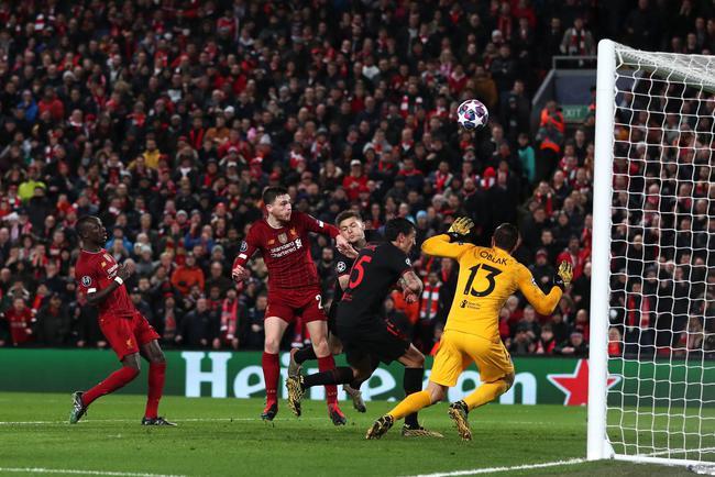  利物浦门将神扑零封曼城进攻  