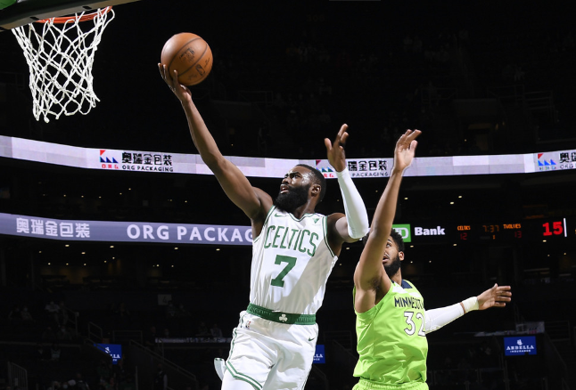  塔图姆单场10三分刷新队史纪录  